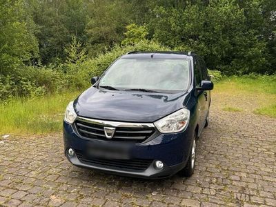 gebraucht Dacia Lodgy 1.6 Benzin 7 sitzen.