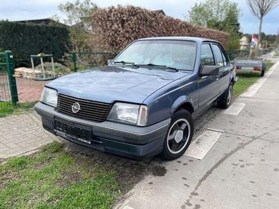 Gebraucht Opel Ascona 75 PS (55 kW) 1988 Blau Limousine