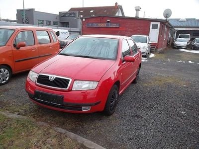 Rot Gebraucht 2003 Skoda Fabia Comfort Limousine | 1.349 € (Fairer Preis)