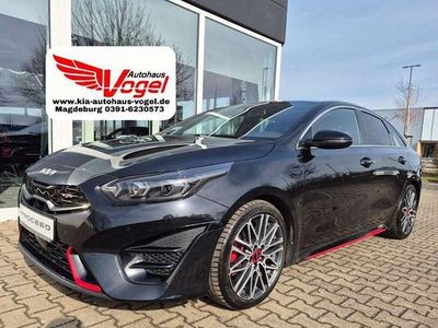 Gebraucht Kia ProCeed Turbo 204 PS (150 kW) 2022 (1k) zilinaschwarz met. (metallic) Kombi