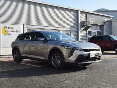 Nuova Kia K4 150 CV (110 kW) 2026 Grigio Berlina