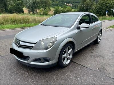 Opel Astra GTC