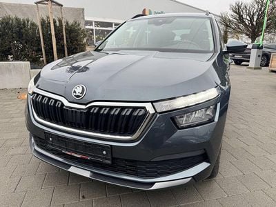 Grau Gebraucht 2021 Skoda Kamiq Clever SUV | 11.900 € (Guter Preis)