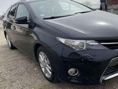 Toyota Auris Hybrid