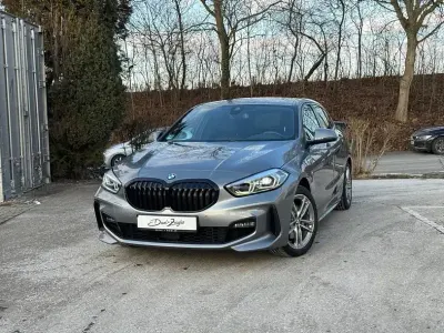 Gebraucht BMW 118 M Sport 136 PS (100 kW) 2022 Skyscraper grau metallic Limousine