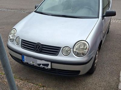 Gebraucht VW Polo Basis 54 PS (39 kW) 2002 Silber Limousine