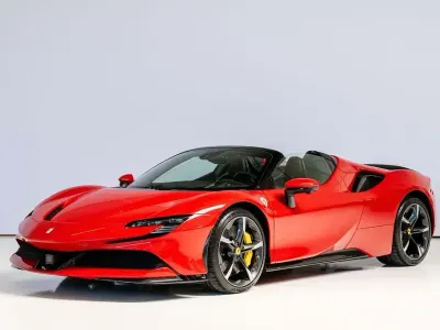 Gebraucht Ferrari SF90 999 PS (734 kW) 2026 Rot Cabrio