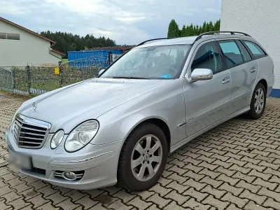 Gebraucht Mercedes E320 224 PS (164 kW) 2007 Silber Kombi