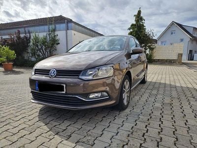 Gebraucht VW Polo 90 PS (66 kW) 2015 Braun Kleinwagen