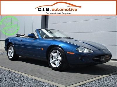 Jaguar XK8