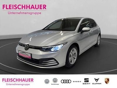 Gebraucht VW Golf VII Life 150 PS (110 kW) 2021 Silber Kleinwagen