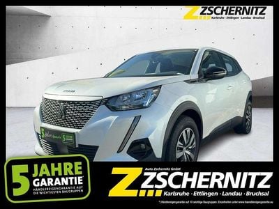 Gebraucht Peugeot e-2008 Active 100 kW (136 PS) 2022 Lack weiss perlglänzend/typ au SUV