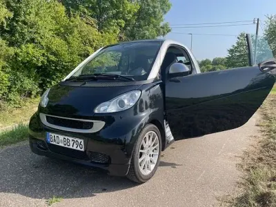Gebraucht Smart ForTwo Coupé Passion 72 PS (52 kW) 2011 Schwarz Coupé
