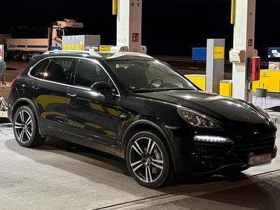 Second-hand Porsche Cayenne S 420 CP (308 kW) 2013 Negru SUV