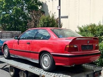 Usata BMW 318 Basis 140 CV (102 kW) 1992 Coupé