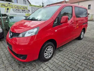 Gebraucht Nissan Evalia 110 PS (80 kW) 2015 Red (s) Van / Kleinbus