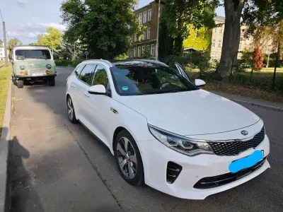 Gebraucht Kia Optima GT 245 PS (180 kW) 2018 Weiß Kombi