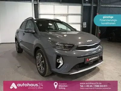 Gebraucht Kia Stonic Spirit 120 PS (88 kW) 2022 Grau SUV