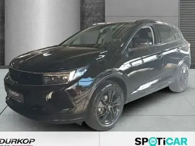Gebraucht Opel Grandland X GS Line 131 PS (96 kW) 2024 Lackierung schwarz perla nera/ SUV