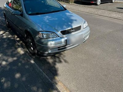 Usata Opel Astra 103 CV (75 kW) 2007 Argento Berlina