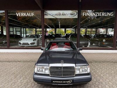 Gebraucht Mercedes E300 AMG 220 PS (161 kW) 1990 Blau Coupé