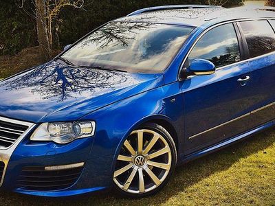 Second-hand VW Passat R 299 CP (219 kW) 2009 Albastru Break