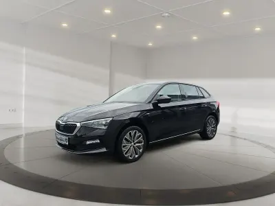 Używany Skoda Scala Clever 110 KM (80 kW) 2022 Czarny Hatchback