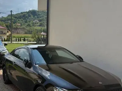 Second-hand Mercedes E300 245 CP (180 kW) 2019 Negru Coupe