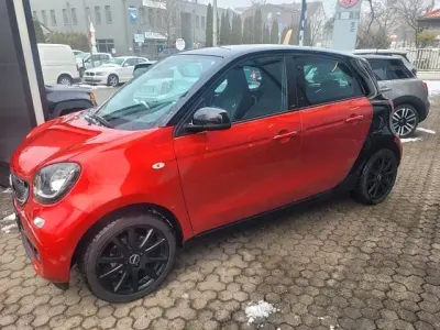 Usata Smart ForFour Prime 71 CV (52 kW) 2015 Nero Utilitaria