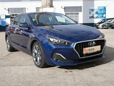Gebraucht Hyundai i30 Premium 140 PS (102 kW) 2020 Blau Limousine