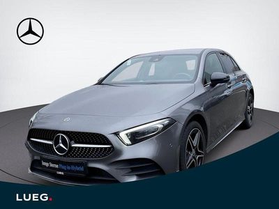 Grau Gebraucht 2022 Mercedes A250 Night Limousine | 27.450 € (Fairer Preis)