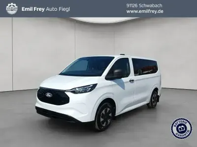Neu Ford E-Transit Trend 100 kW (136 PS) 2026 Weiß Van