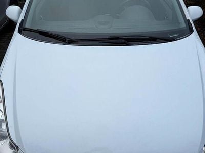 Gebraucht Opel Corsa 69 PS (50 kW) 2010 Weiß Kleinwagen