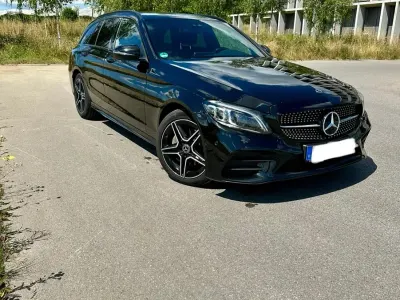 Gebraucht Mercedes C220 AMG 194 PS (142 kW) 2019 Schwarz Kombi