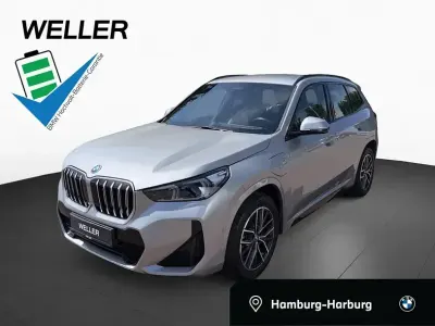 Gebraucht BMW X1 M Sport 245 PS (180 kW) 2023 Space silver metallic (silber) SUV