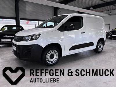 Gebraucht Peugeot Partner Premium 131 PS (96 kW) 2023 Weiß Van / Kleinbus