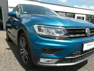 Gebraucht VW Tiguan Highline 179 PS (131 kW) 2016 Blau SUV