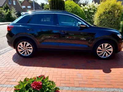 Gebraucht VW T-Roc Move 150 PS (110 kW) 2024 Schwarz SUV