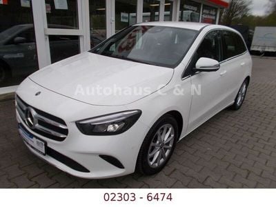 Mercedes B200