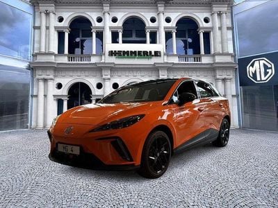 Gebraucht MG MG4 EV Trophy 180 kW (245 PS) 2024 Orange & black roof Kleinwagen