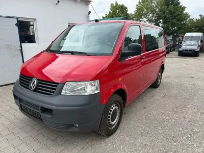 Gebraucht VW T5 131 PS (96 kW) 2004 Rot Van