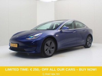 Blau Gebraucht 2020 Tesla Model 3 Standard Range Limousine | 17.900 € (Guter Preis)