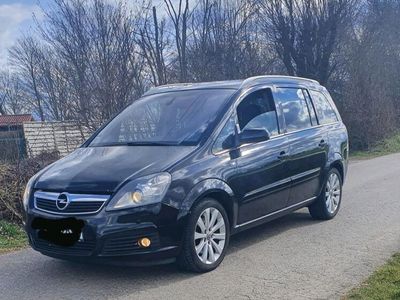 gebraucht Opel Zafira B 1.9 CDTI 150 PS [Recaro Sitze]