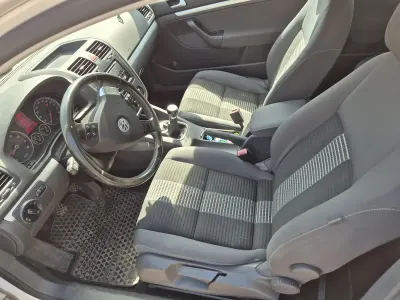 Gebraucht VW Golf V 80 PS (58 kW) 2008 Weiß Kleinwagen