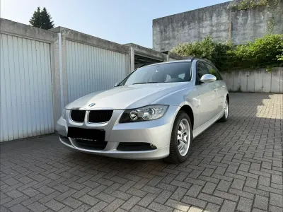 Gebraucht BMW 318 143 PS (105 kW) 2007 Silber Kombi