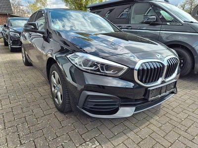 Second-hand BMW 118 Advantage 136 CP (100 kW) 2021 Negru Hatchback
