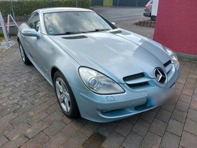 gebraucht Mercedes 200 Cabrio SLK R171 KompressorTÜV neu.