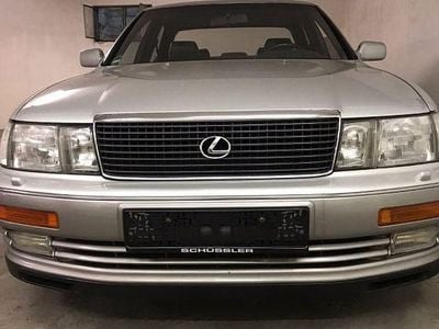 Silber Gebraucht 1992 Lexus LS400 Limousine | 11.500 €
