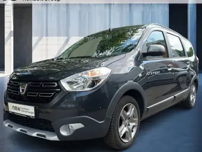 Gebraucht Dacia Lodgy Stepway 131 PS (96 kW) 2022 Grau Van / Kleinbus
