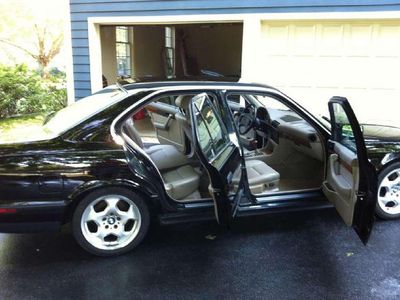 Gebraucht BMW 535 211 PS (155 kW) 1992 Schwarz Limousine